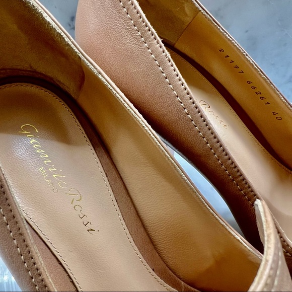 GIANVITO ROSSI Platform Pump - Picture 8 of 9